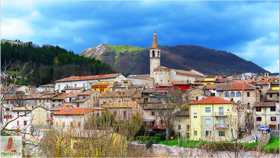 Cagli, cuore Medievale tra Montagne e Tradizioni Marchigiane